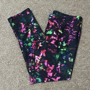 Women’s Fabletics Colorful Abstract Print Capri Leggings - Size XS